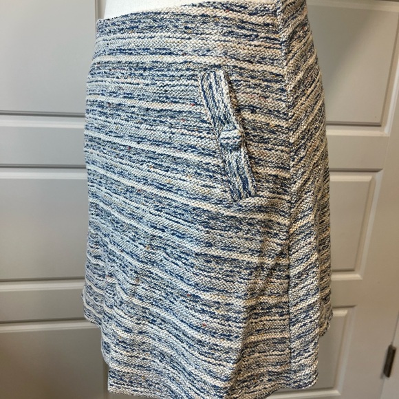 Loft Tweed Mini Skirt Pockets Textured Blue White Career Casual Size XS - Picture 2 of 8